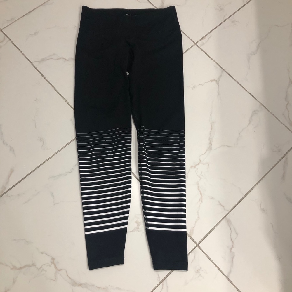 Old Navy Active Leggings